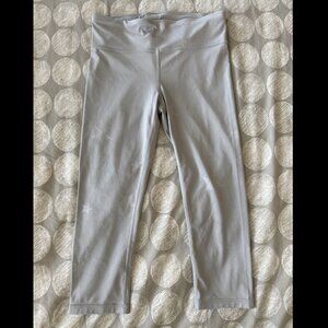 GapFit Eclipse Cropped Leggings Pants Matte Stars Grey Sz S